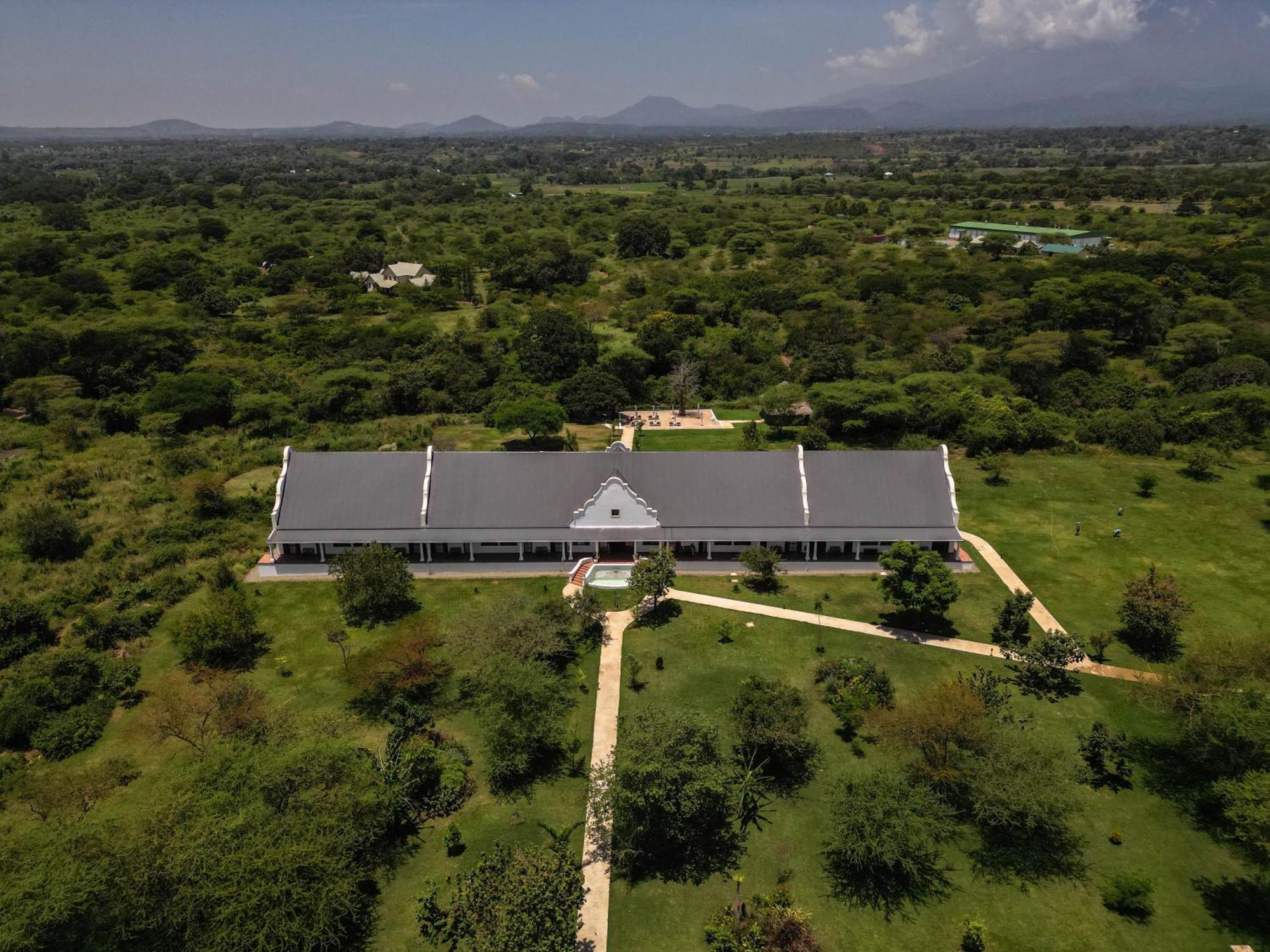 Kili Seasons Hotel Arusha Exterior foto